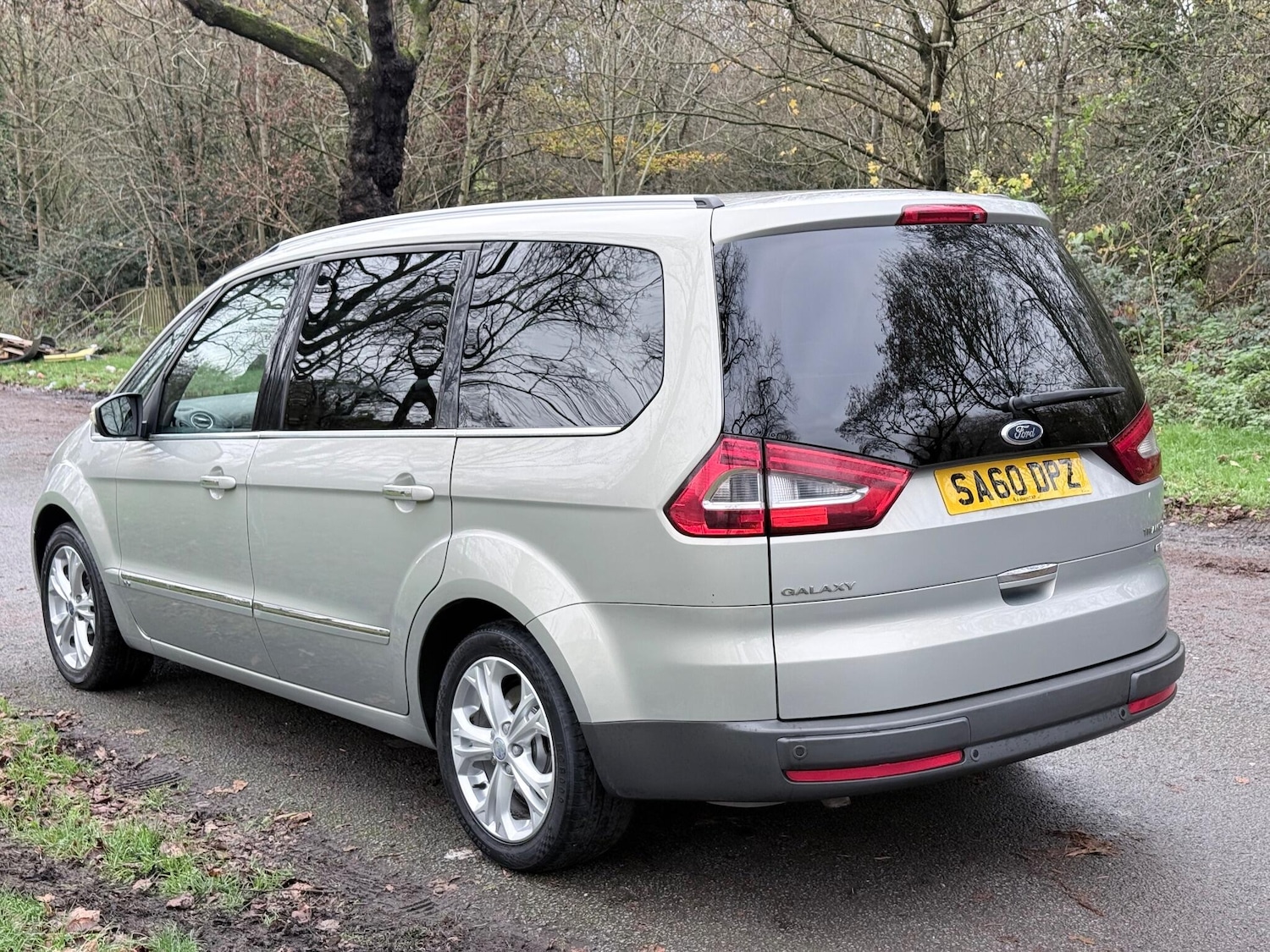 Used Ford Galaxy for sale - 76597151: Photo 2