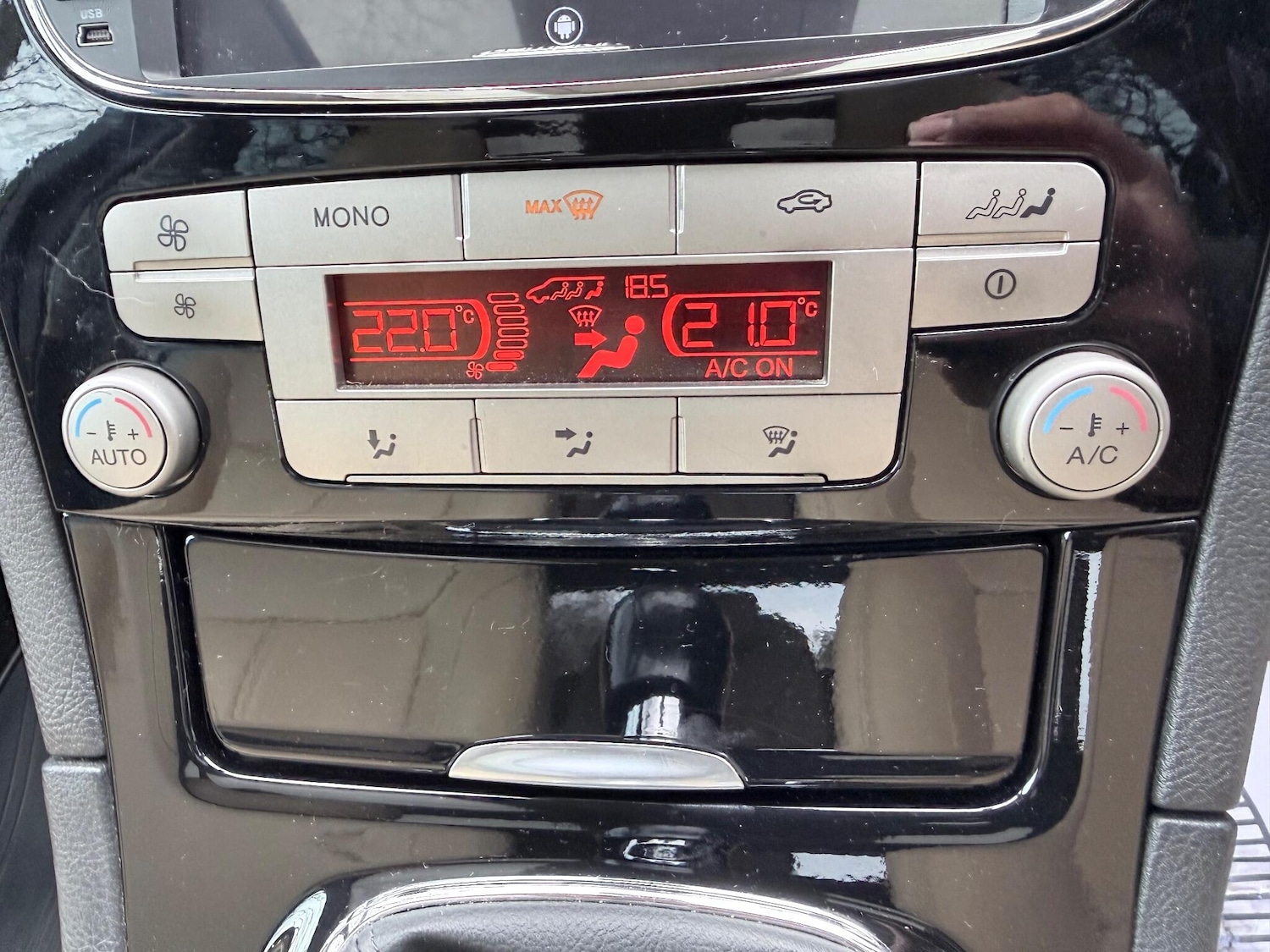 Used Ford Galaxy for sale - 76597151: Photo 31