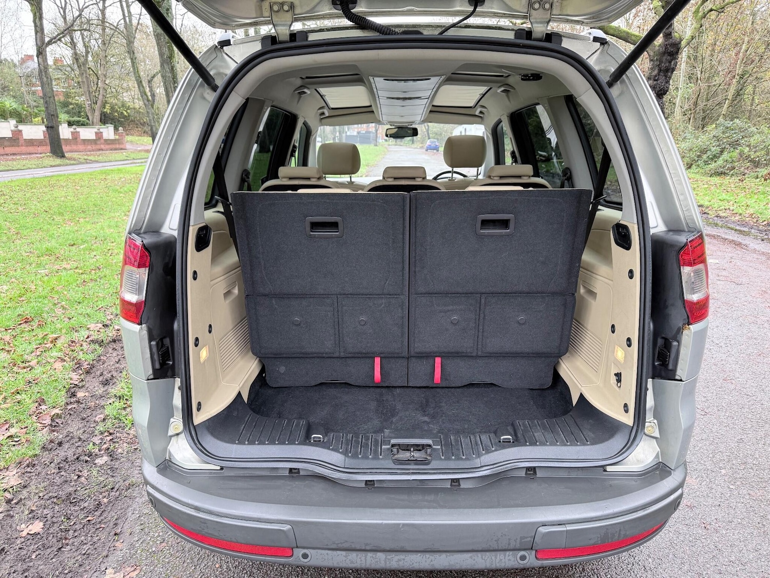 Used Ford Galaxy for sale - 76597151: Photo 49