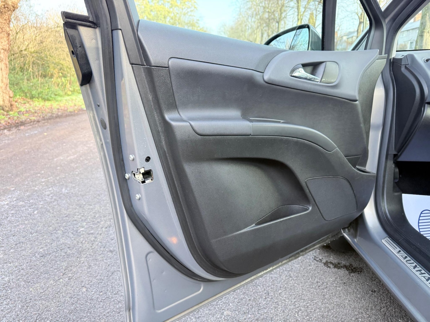 Used Vauxhall Meriva 2011 for sale - 76714622: Photo 30