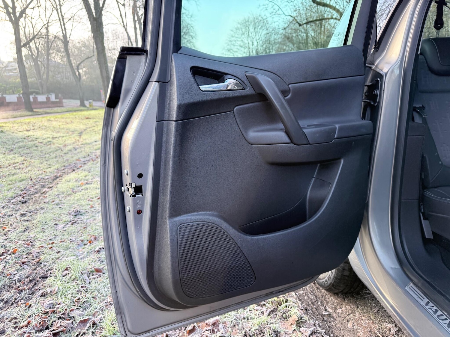 Used Vauxhall Meriva 2011 for sale - 76714622: Photo 32