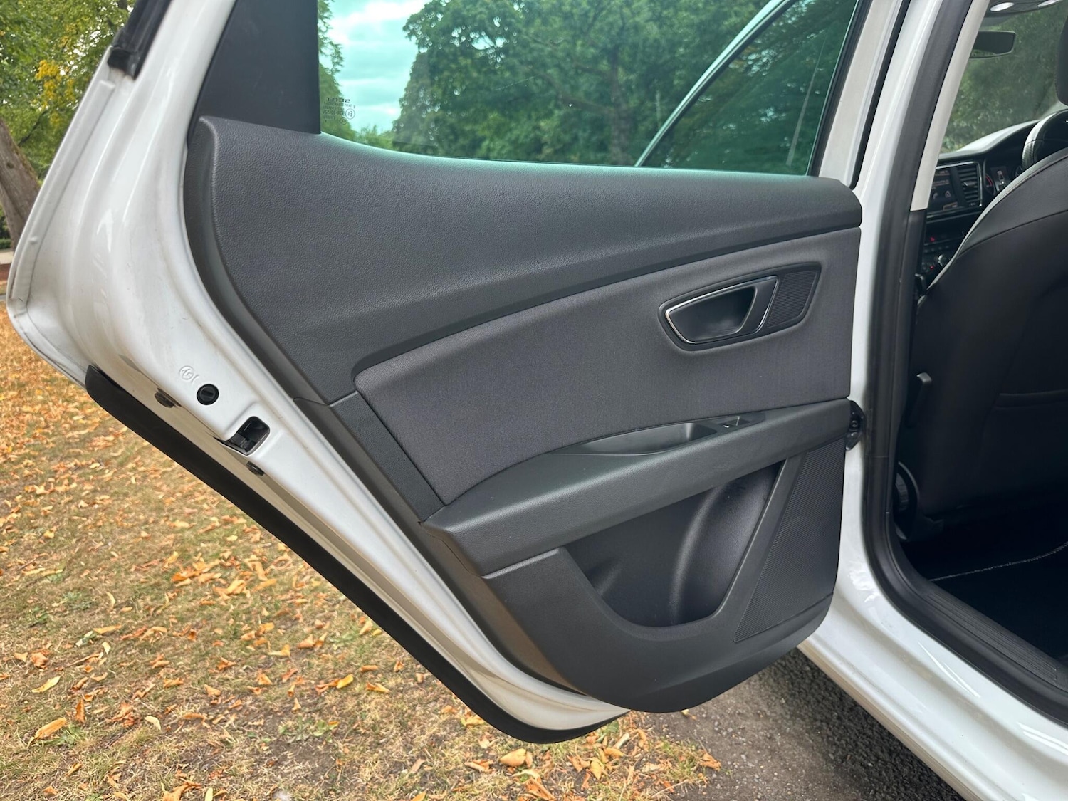 Used SEAT Leon for sale - 76523284: Photo 39