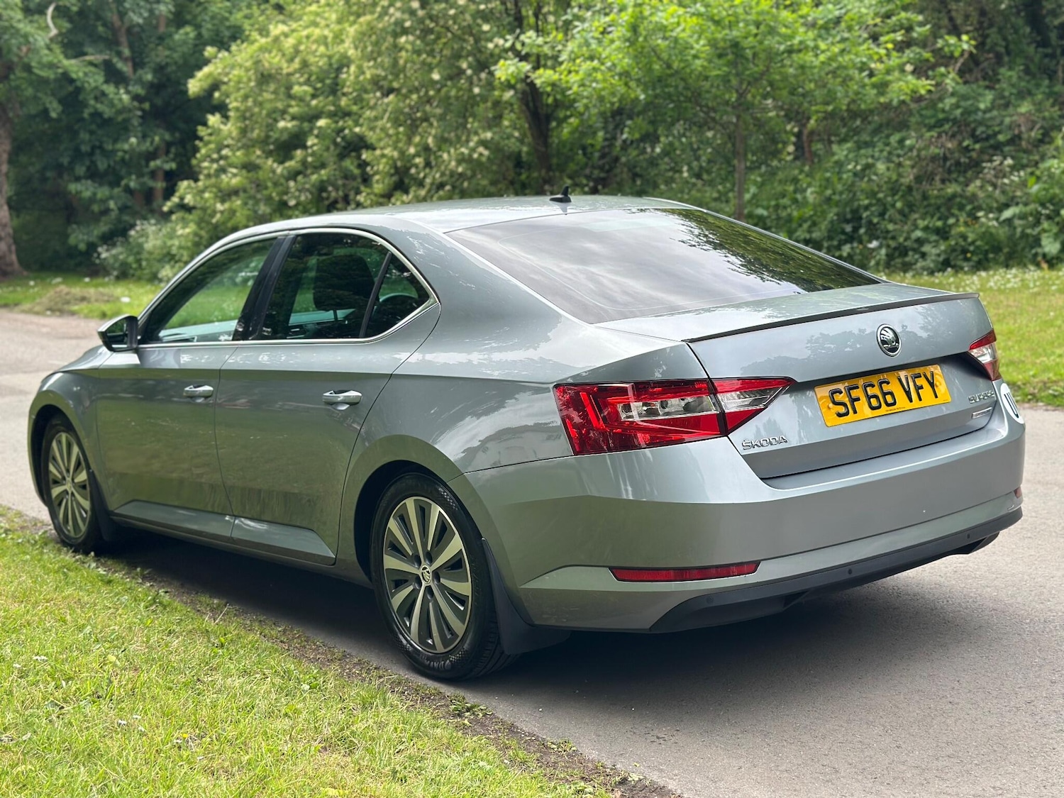 Used Skoda Superb for sale - 76523280: Photo 13