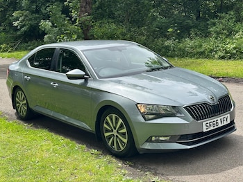 Used Skoda Superb 2016 for sale - 76523280: Photo