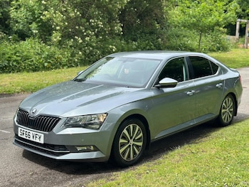 Used Skoda Superb 2016 for sale - 76523280: Photo