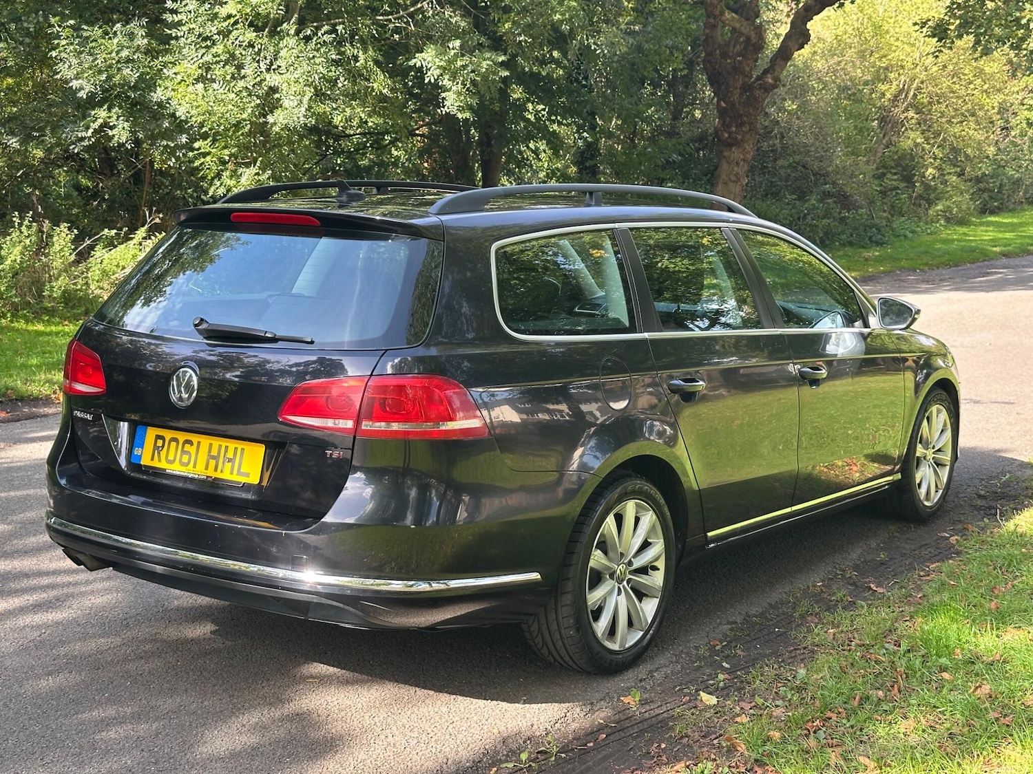 Used Volkswagen Passat for sale - 76523276: Photo 2