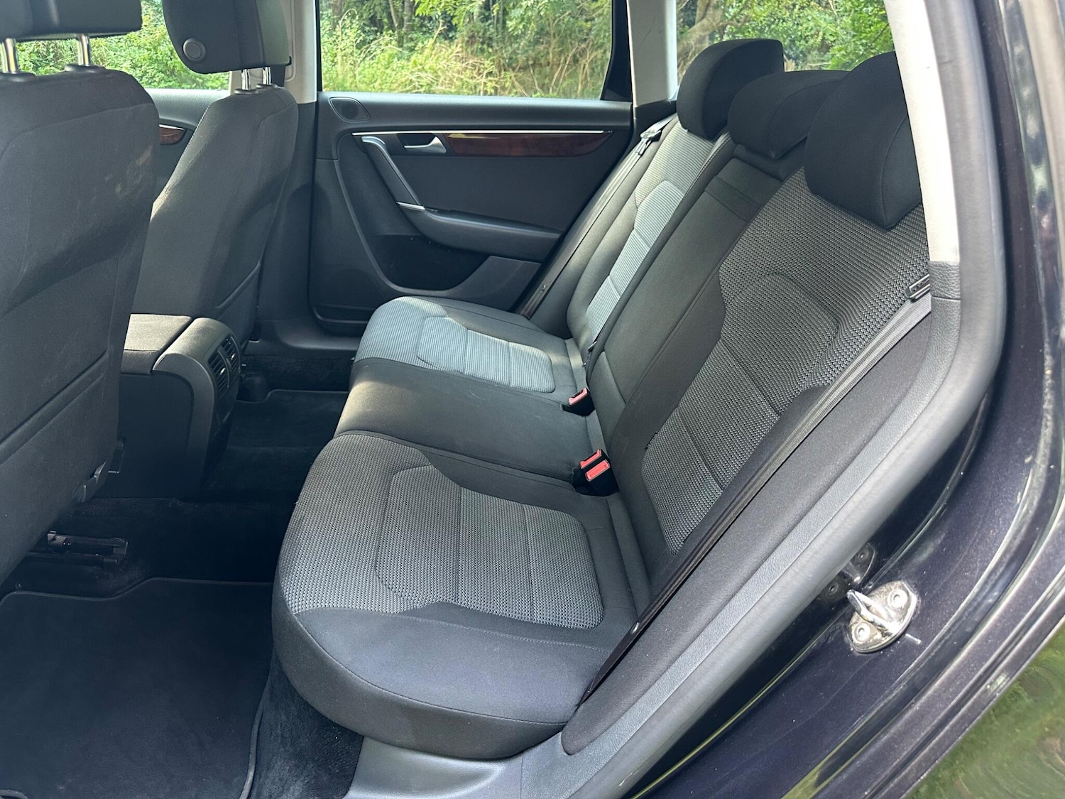 Used Volkswagen Passat for sale - 76523276: Photo 24