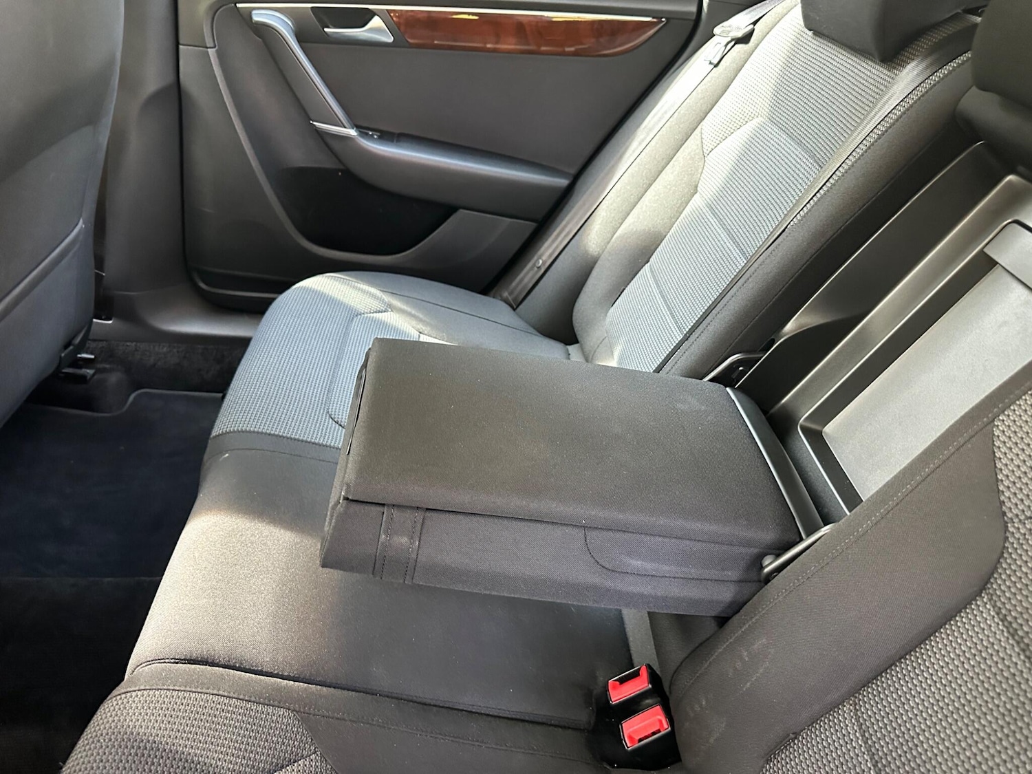 Used Volkswagen Passat for sale - 76523276: Photo 25