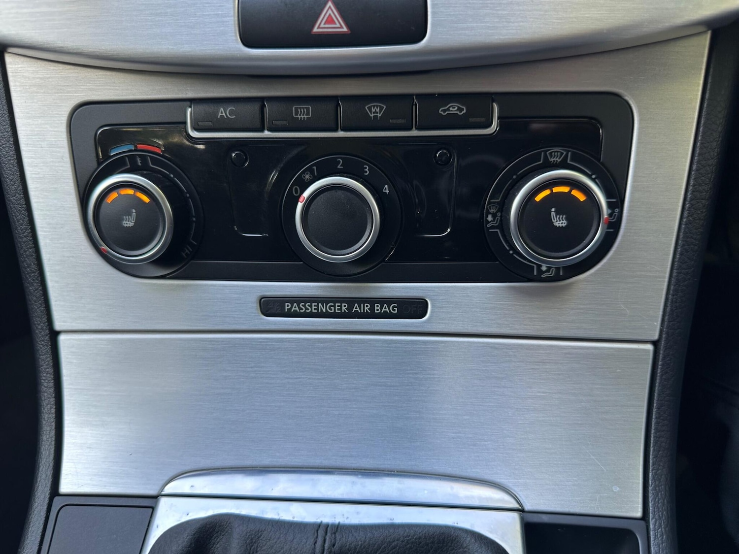 Used Volkswagen Passat for sale - 76523276: Photo 28