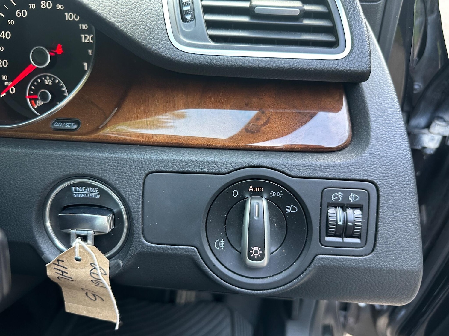 Used Volkswagen Passat for sale - 76523276: Photo 29