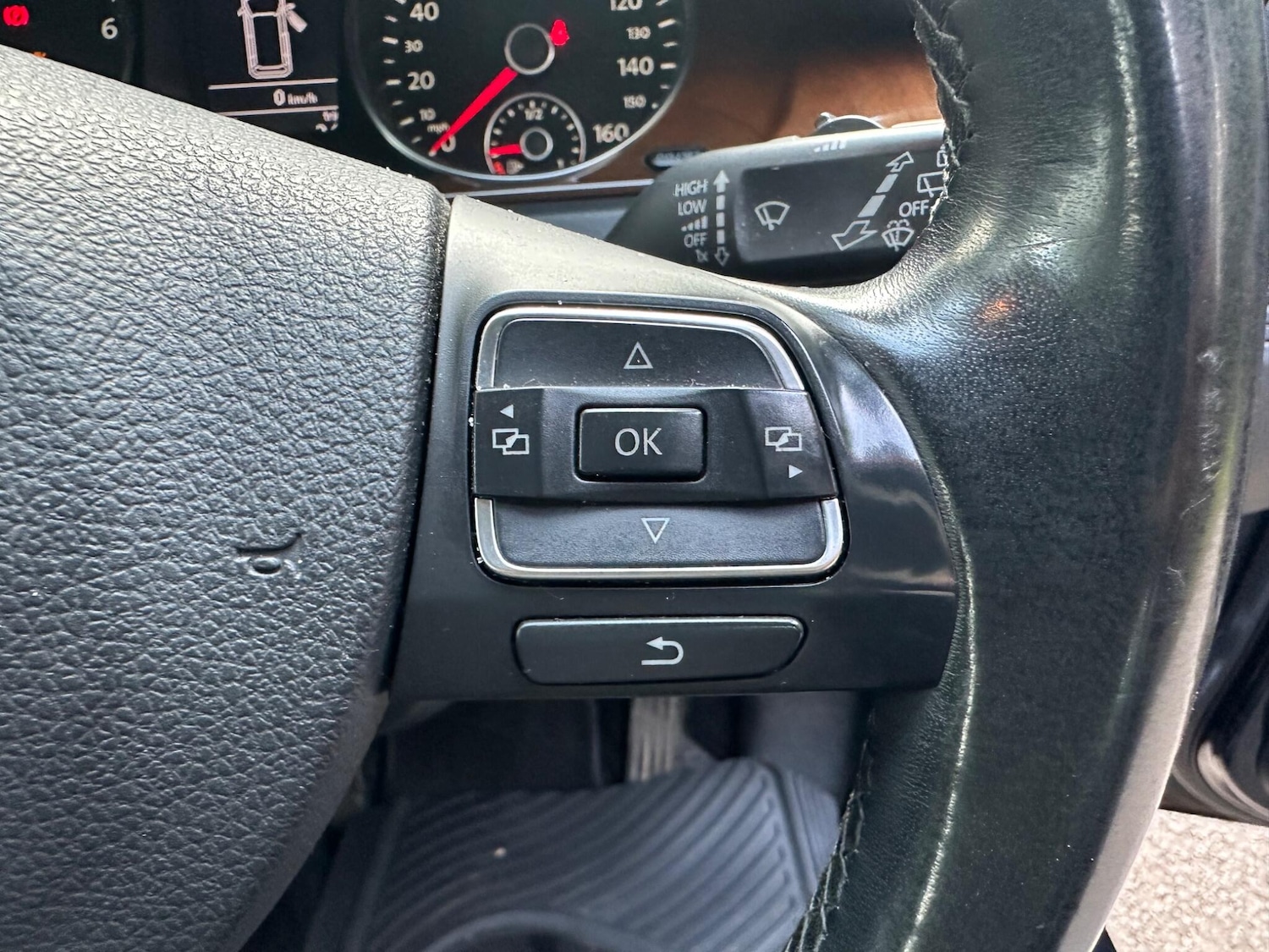 Used Volkswagen Passat for sale - 76523276: Photo 32