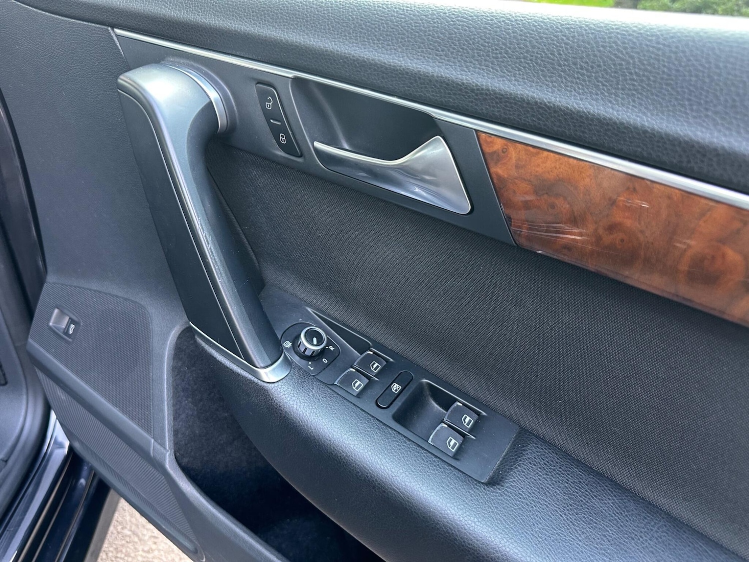 Used Volkswagen Passat for sale - 76523276: Photo 35