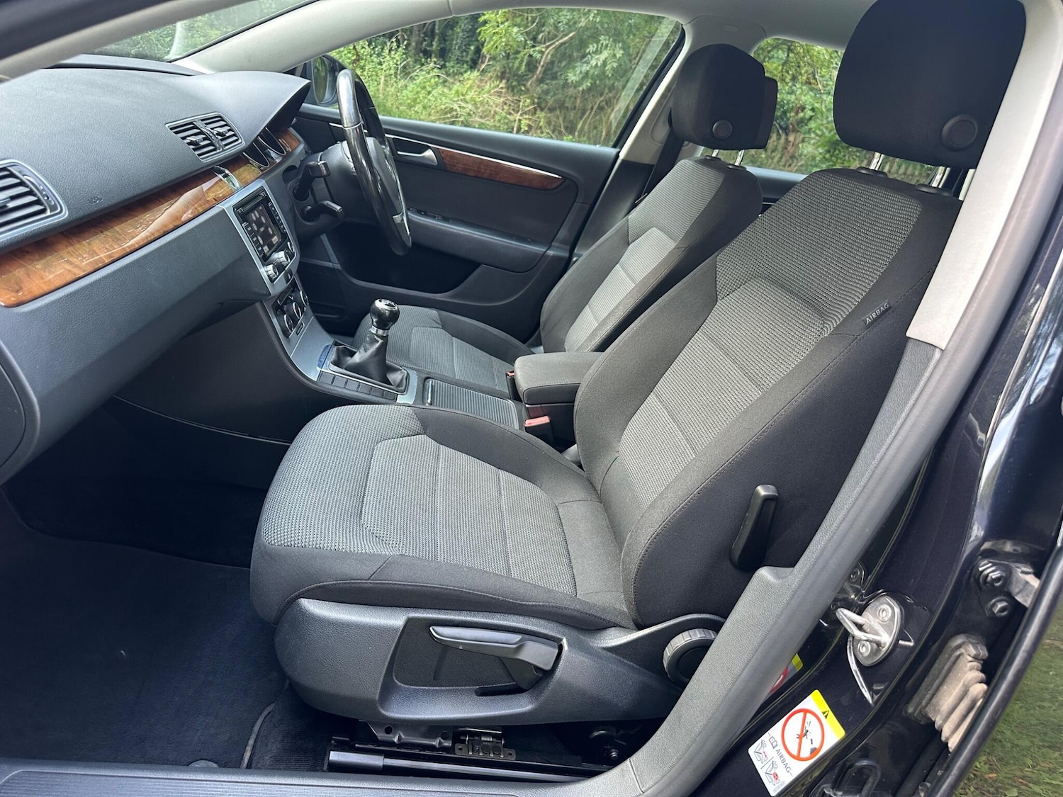 Used Volkswagen Passat for sale - 76523276: Photo 55