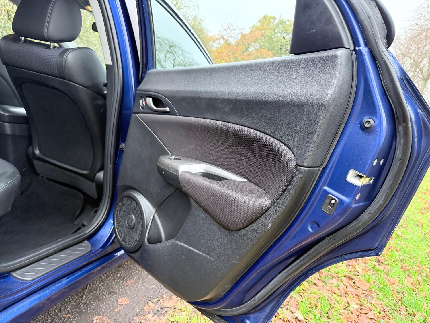 Used Honda Civic for sale - 76523295: Photo 35