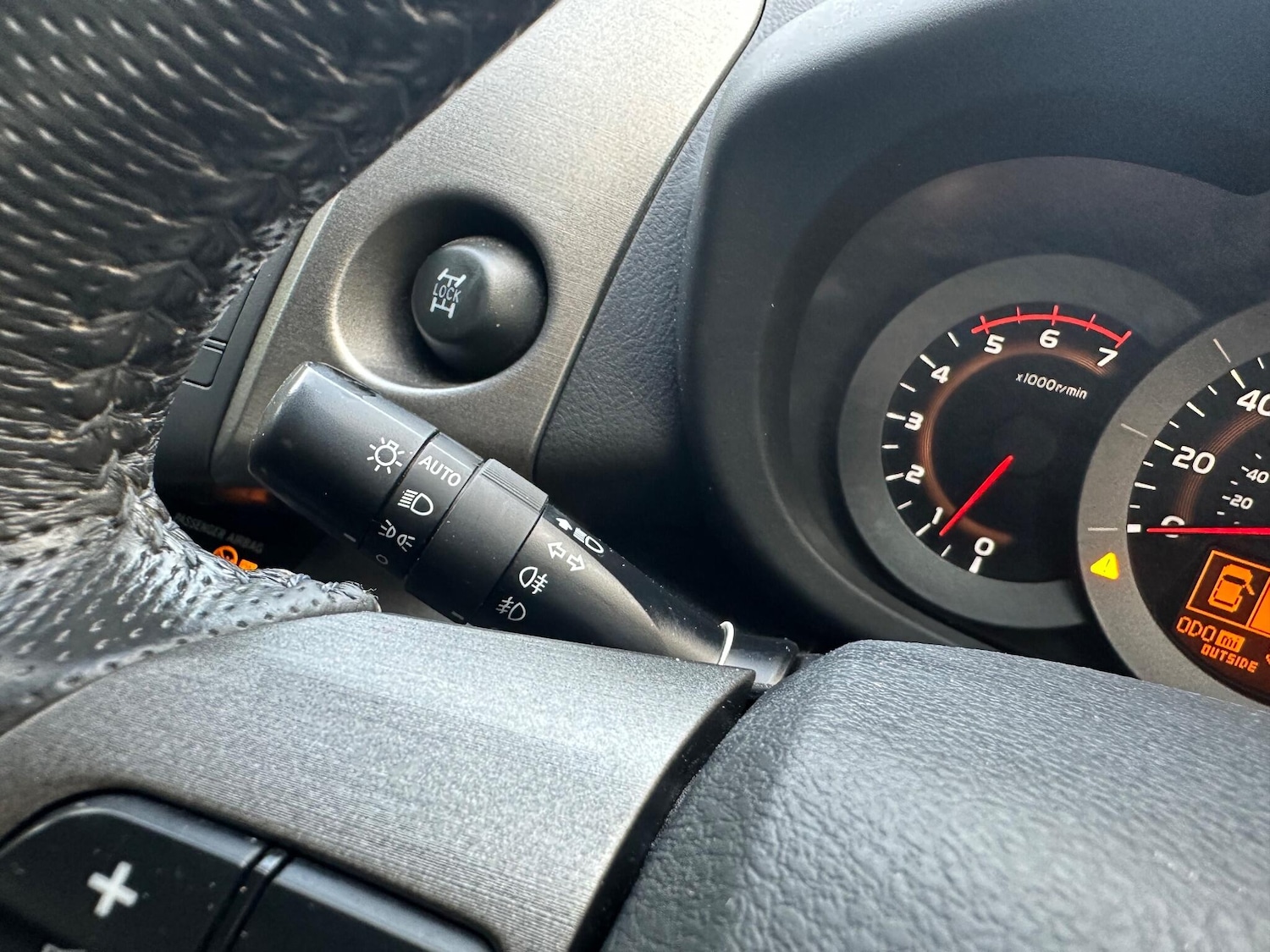 Used Toyota RAV4 for sale - 76523289: Photo 29