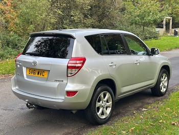 Used Toyota RAV4 2011 for sale - 76523289: Photo