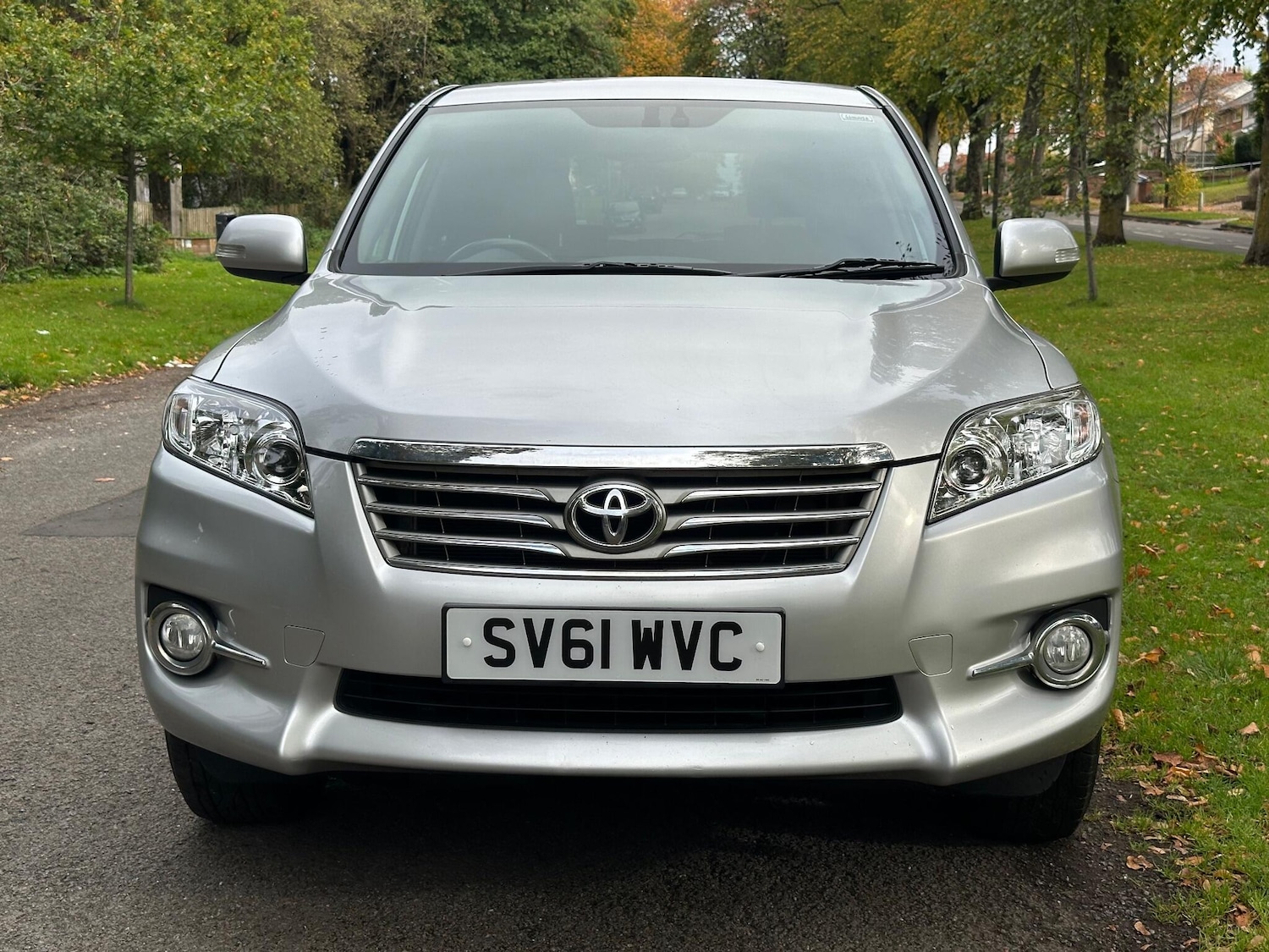 Used Toyota RAV4 for sale - 76523289: Photo 3