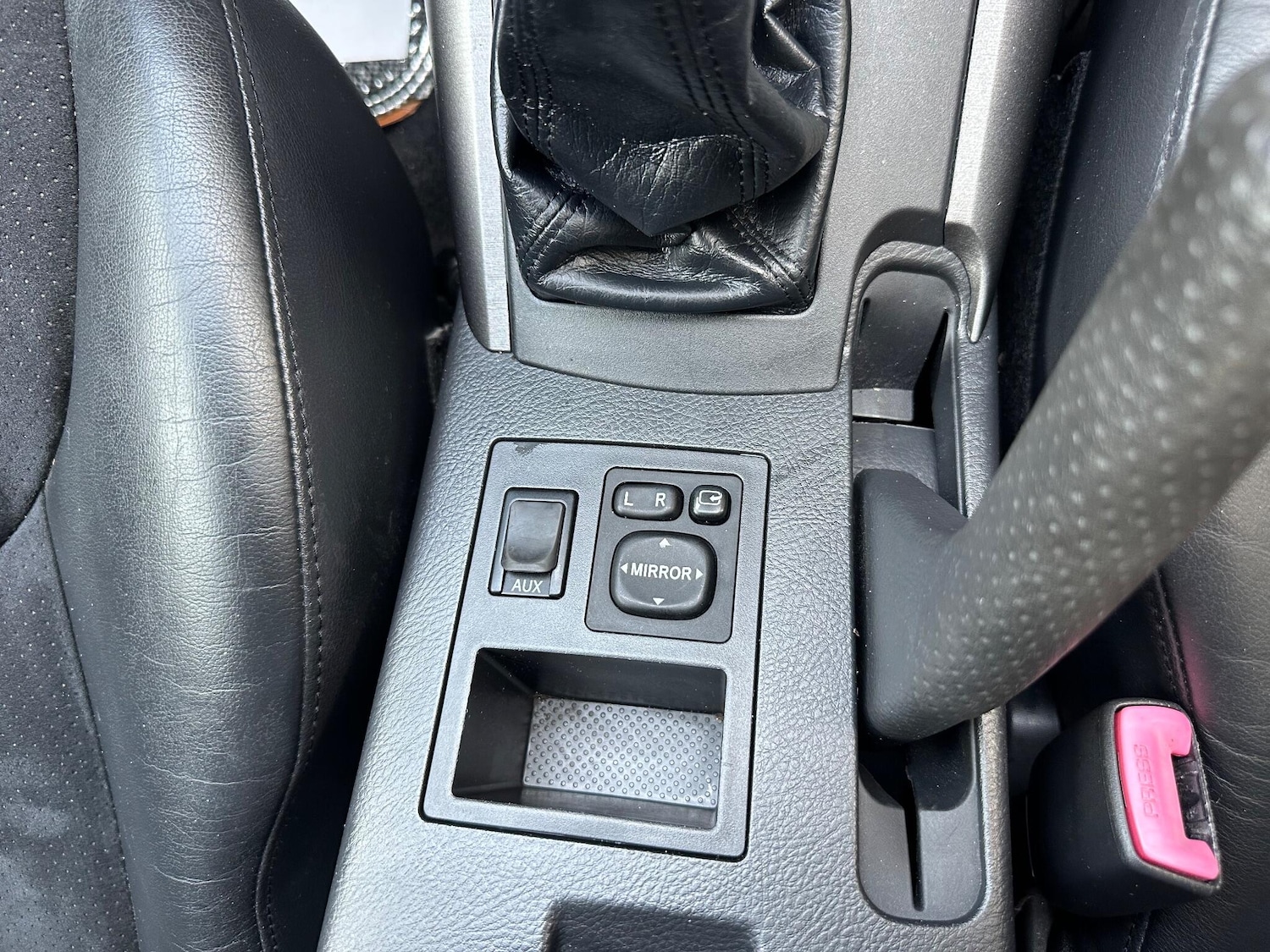 Used Toyota RAV4 for sale - 76523289: Photo 34