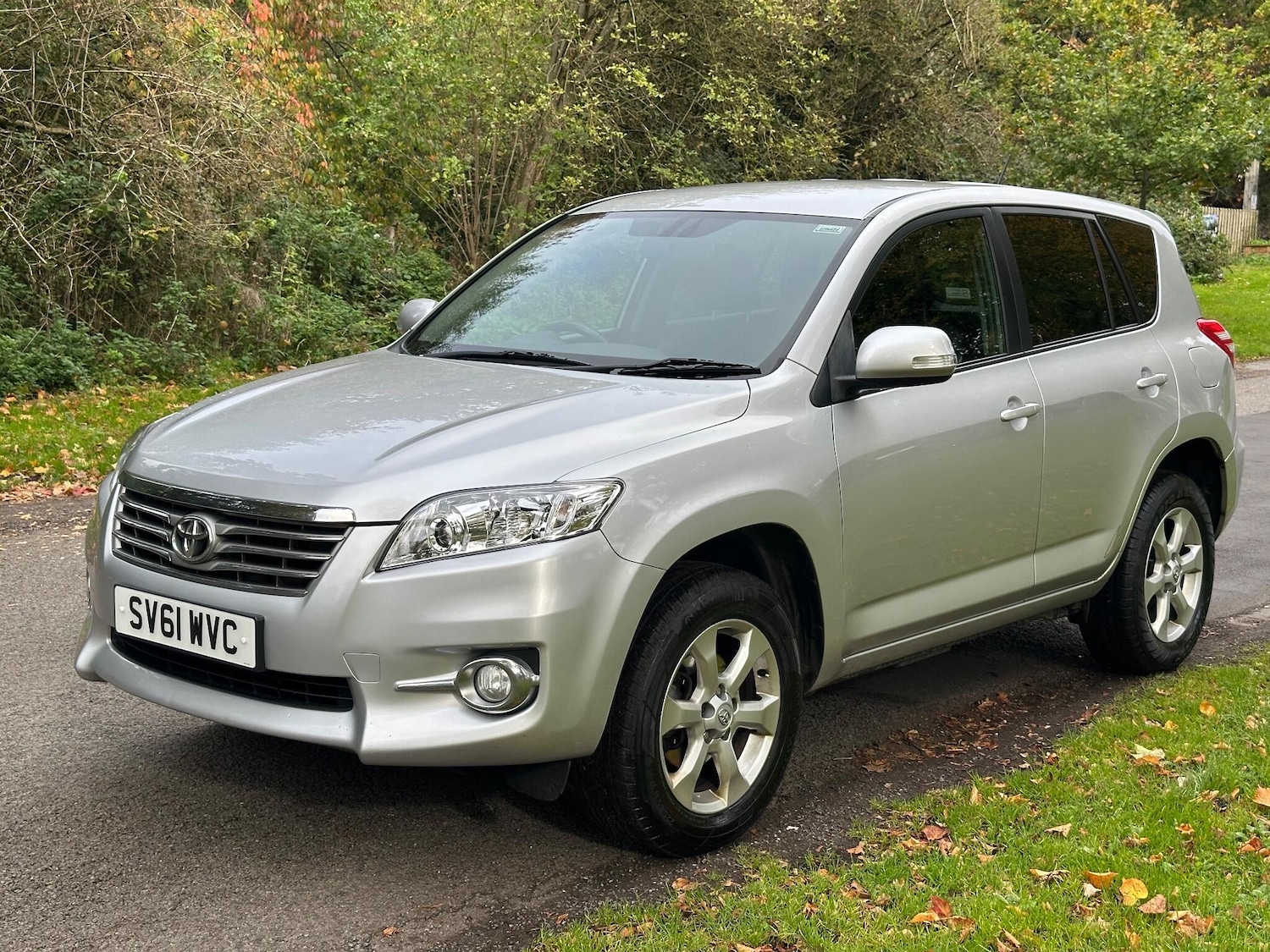Used Toyota RAV4 for sale - 76523289: Photo 4