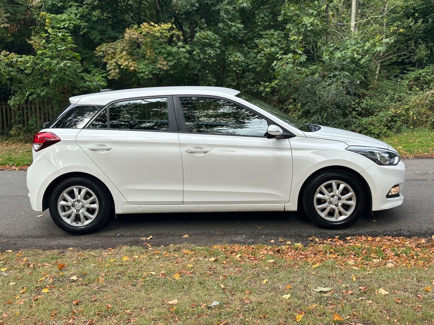 Used Hyundai i20 2018 for sale - 76988627: Photo 10