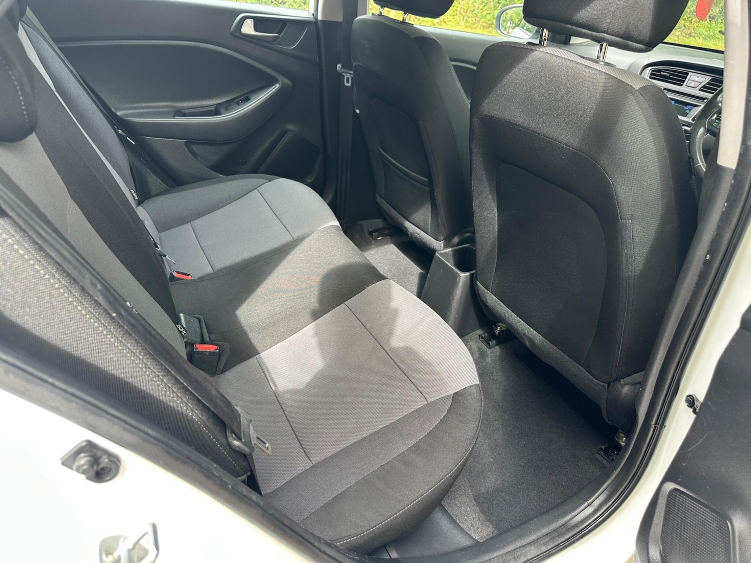 Used Hyundai i20 2018 for sale - 76988627: Photo 26