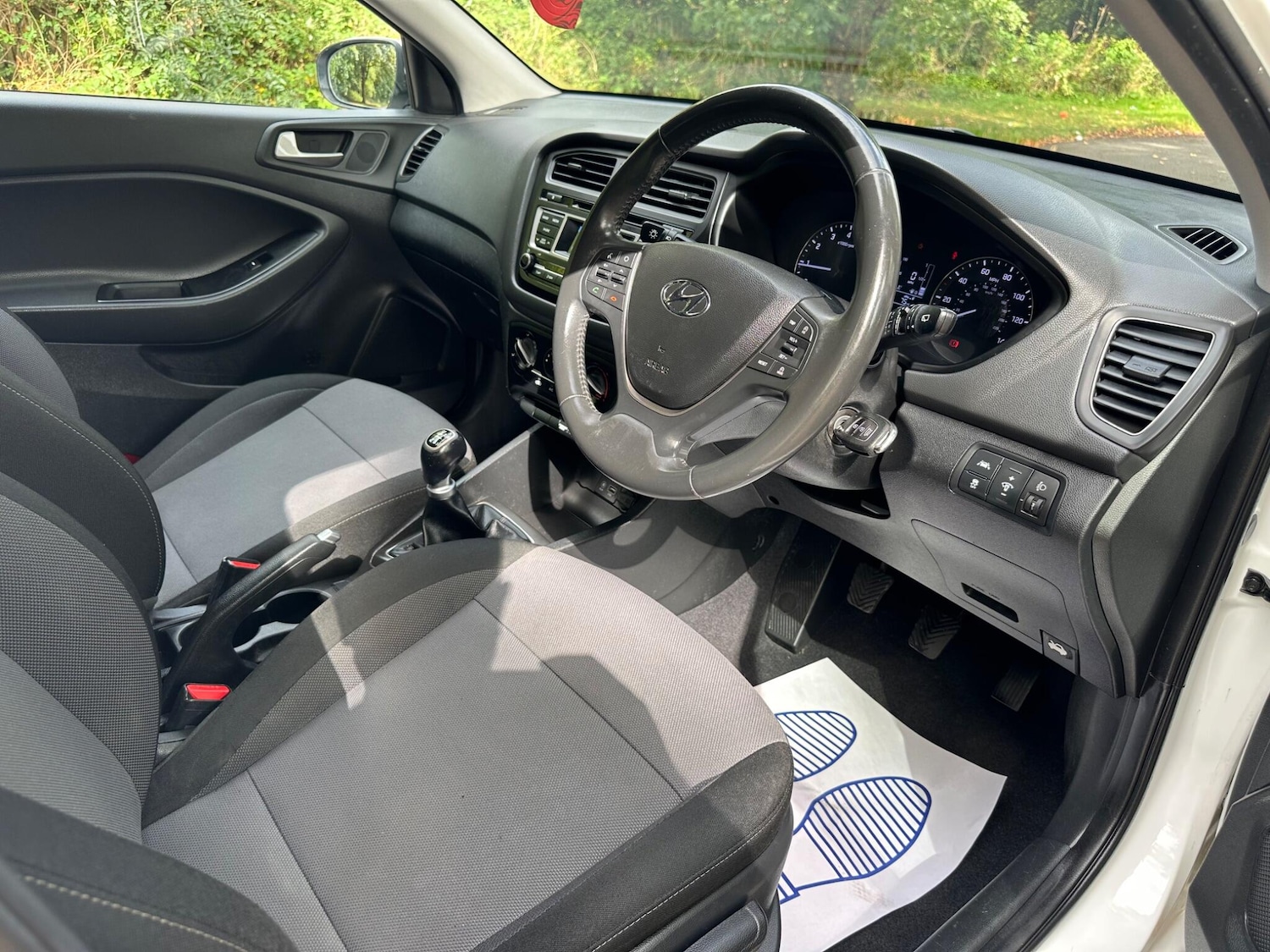 Used Hyundai i20 2018 for sale - 76988627: Photo 59