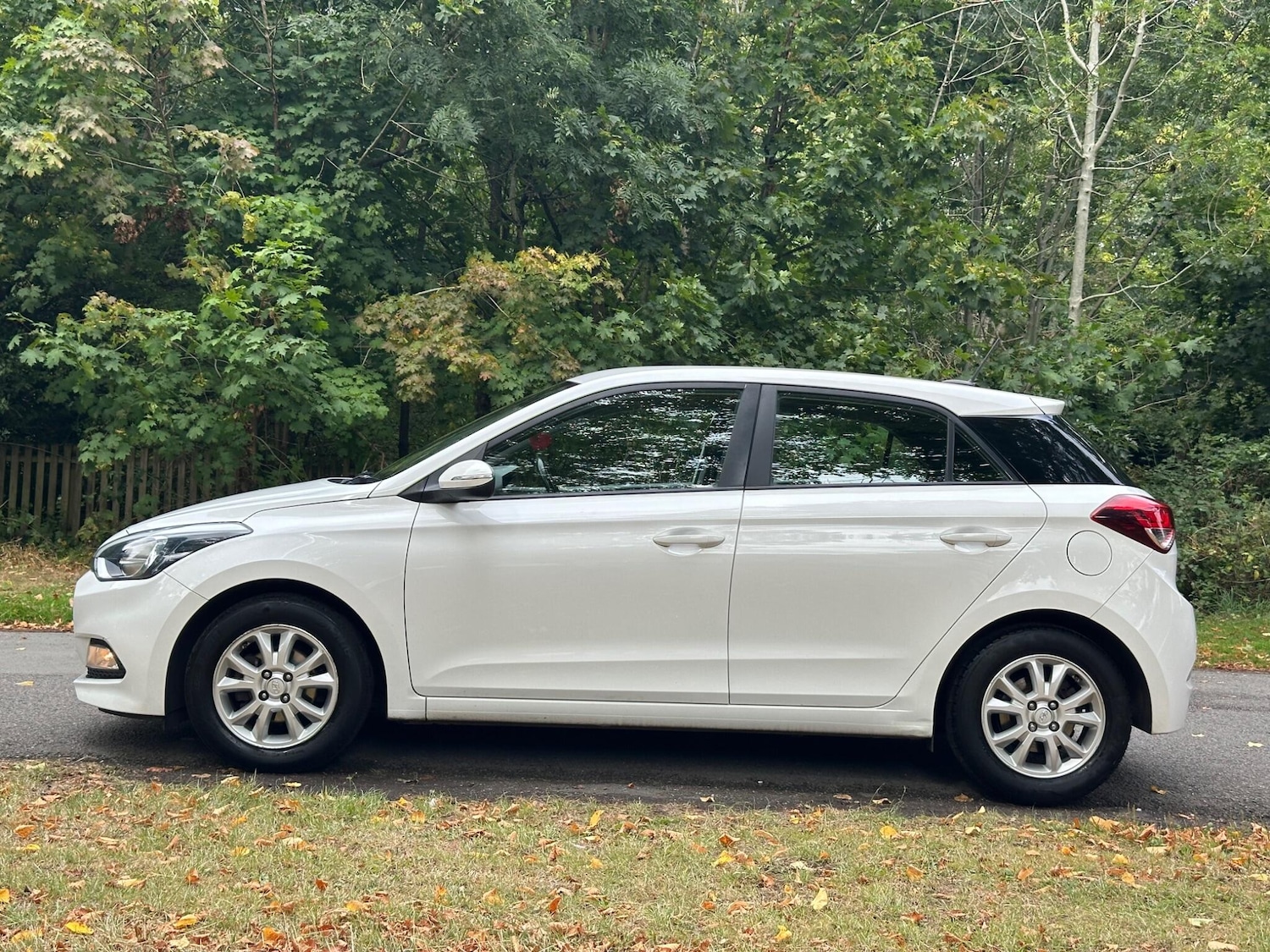 Used Hyundai i20 2018 for sale - 76988627: Photo 9