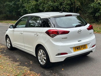 Used Hyundai i20 2018 for sale - 76523281: Photo