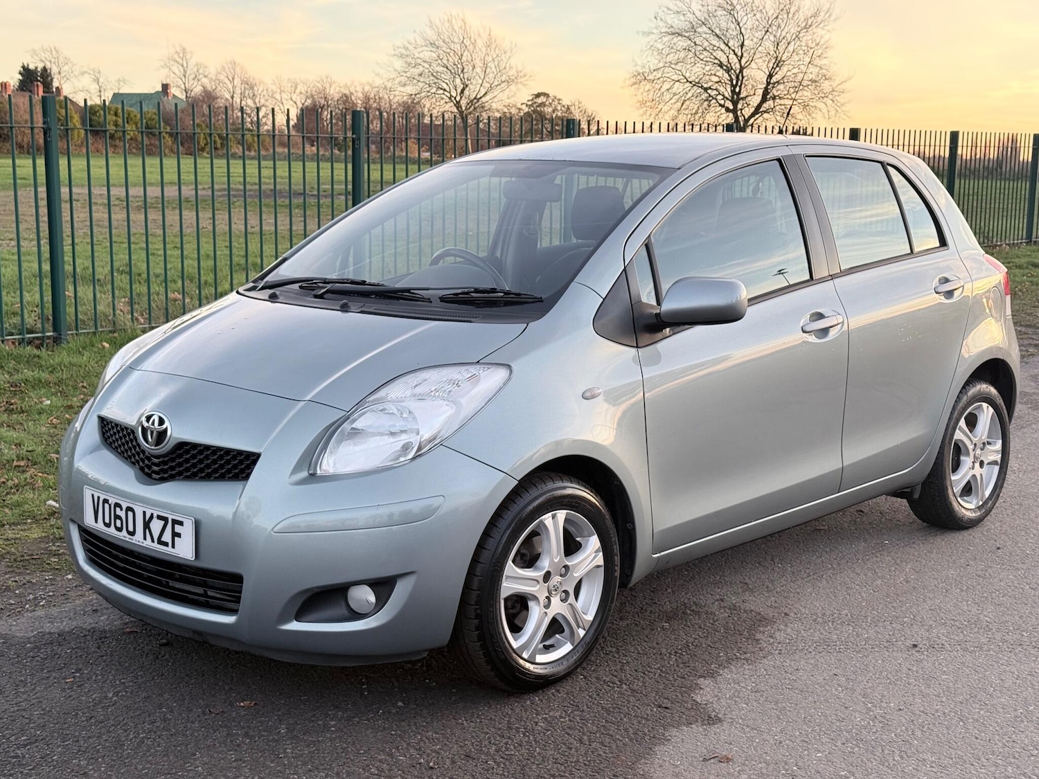 Used Toyota Yaris 2010 for sale - 76658553: Photo 14