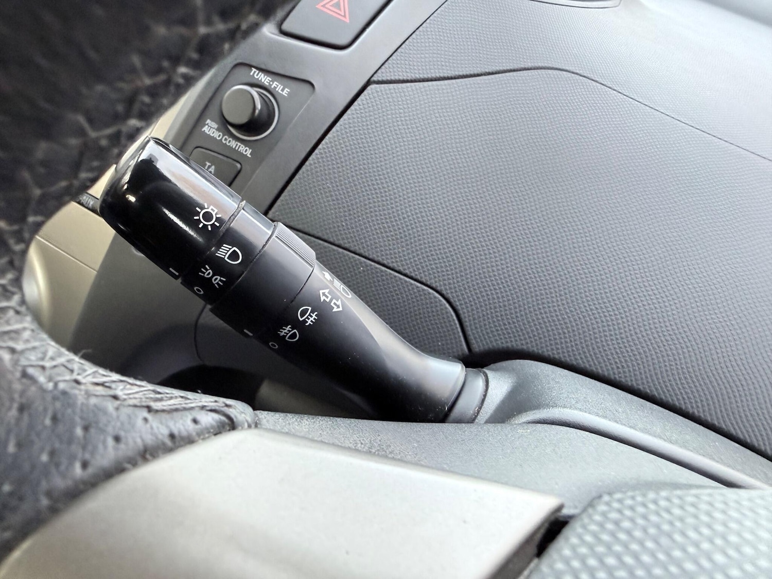 Used Toyota Yaris 2010 for sale - 76658553: Photo 54