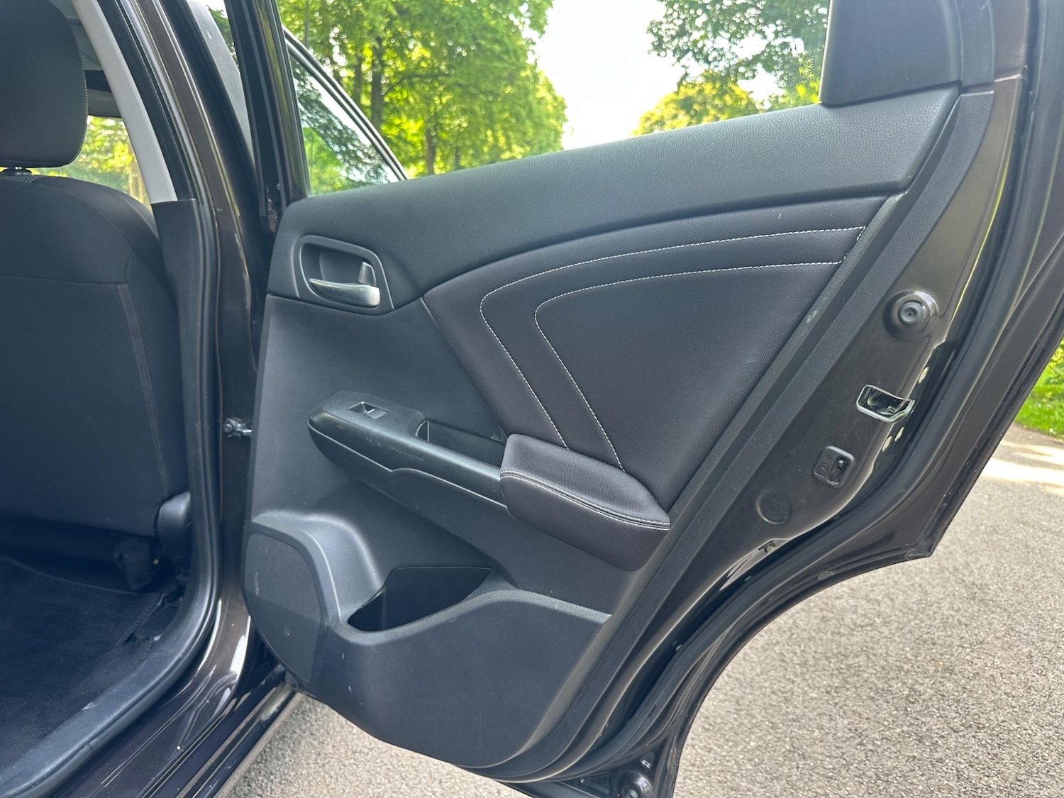 Used Honda Civic for sale - 76523282: Photo 34