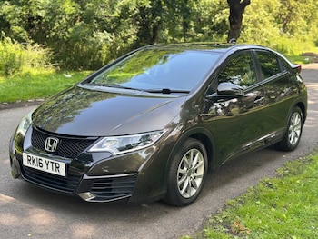 Used Honda Civic 2016 for sale - 76523282: Photo