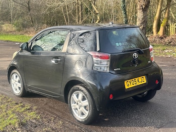 Used Toyota IQ 2009 for sale - 76523288: Photo