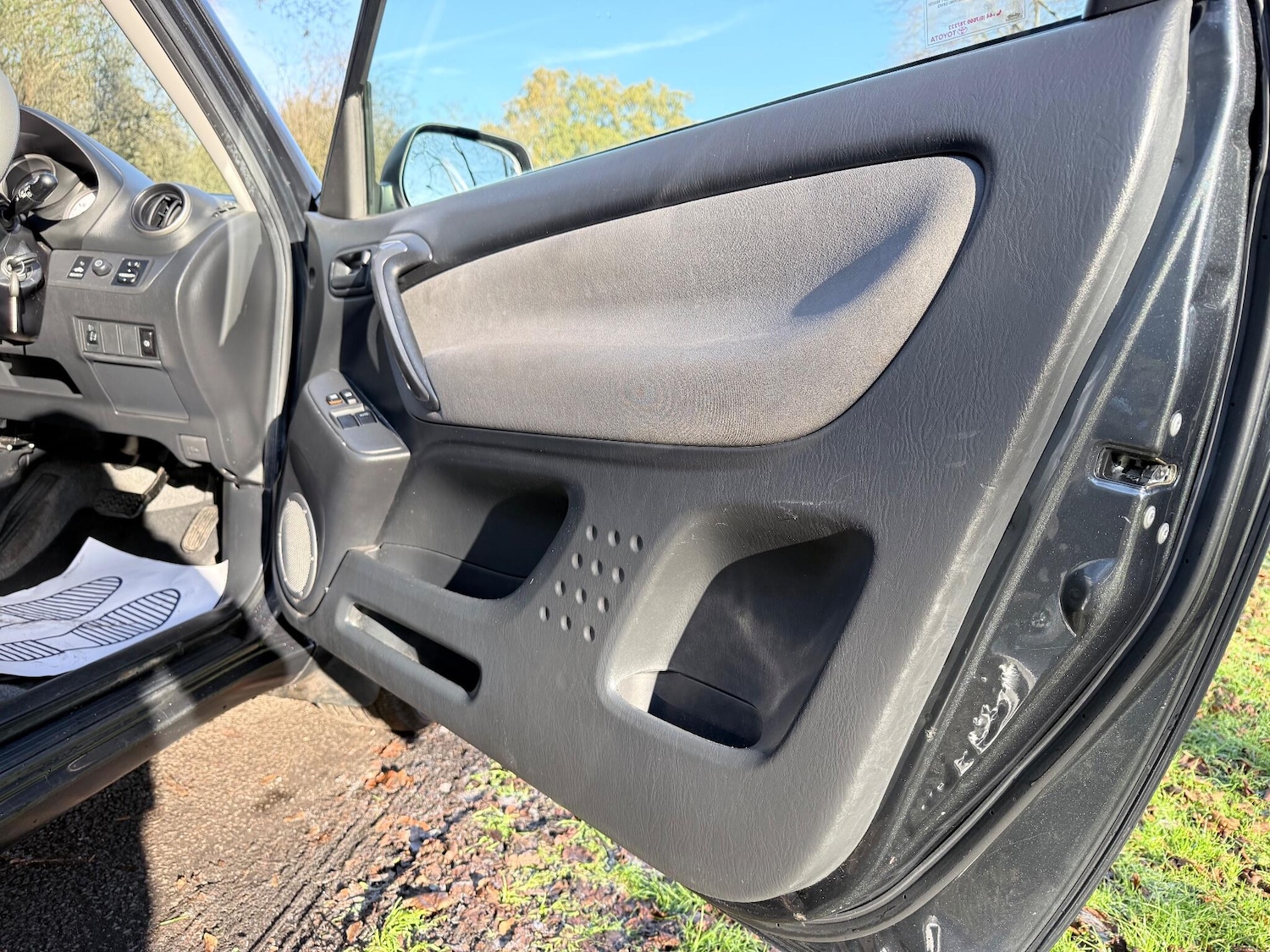 Used Toyota RAV4 2005 for sale - 76667365: Photo 35