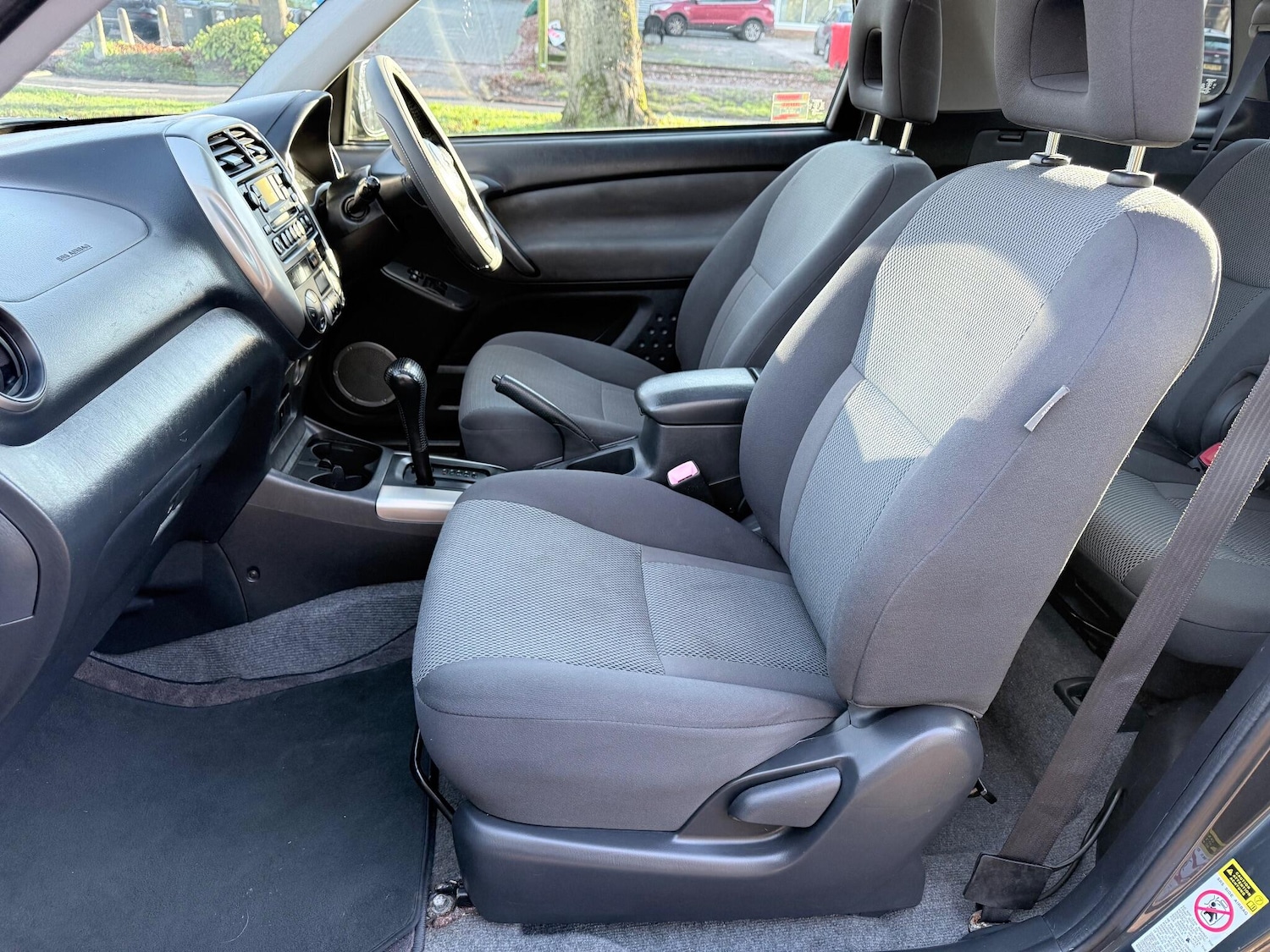 Used Toyota RAV4 2005 for sale - 76667365: Photo 45