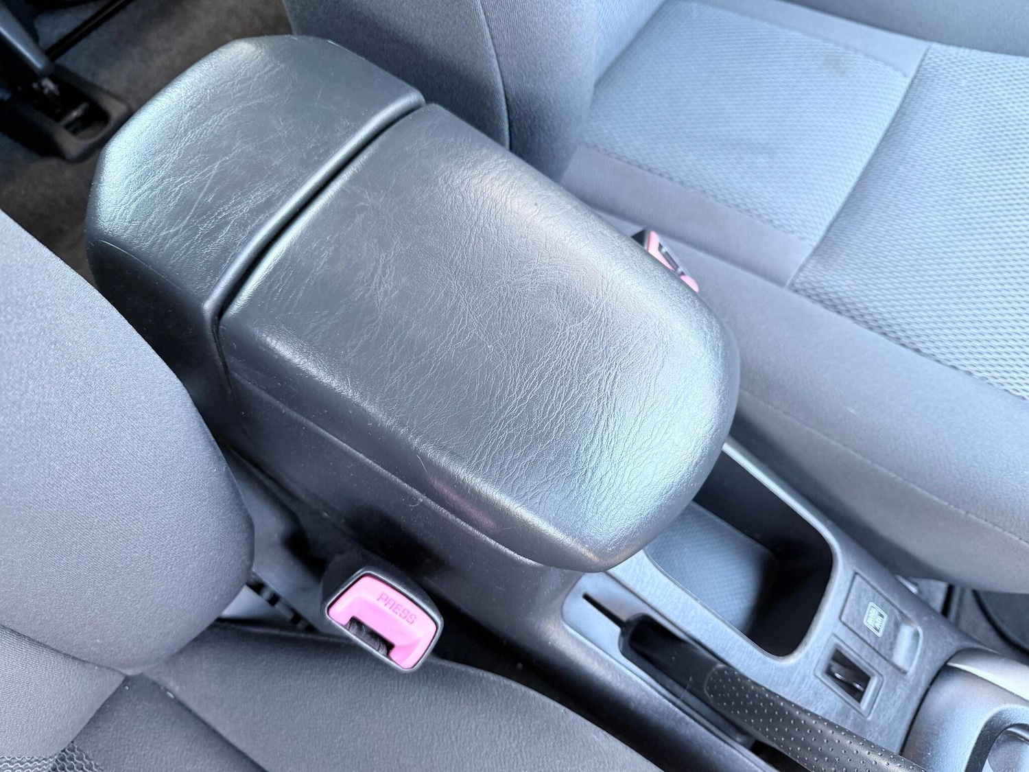 Used Toyota RAV4 2005 for sale - 76667365: Photo 54