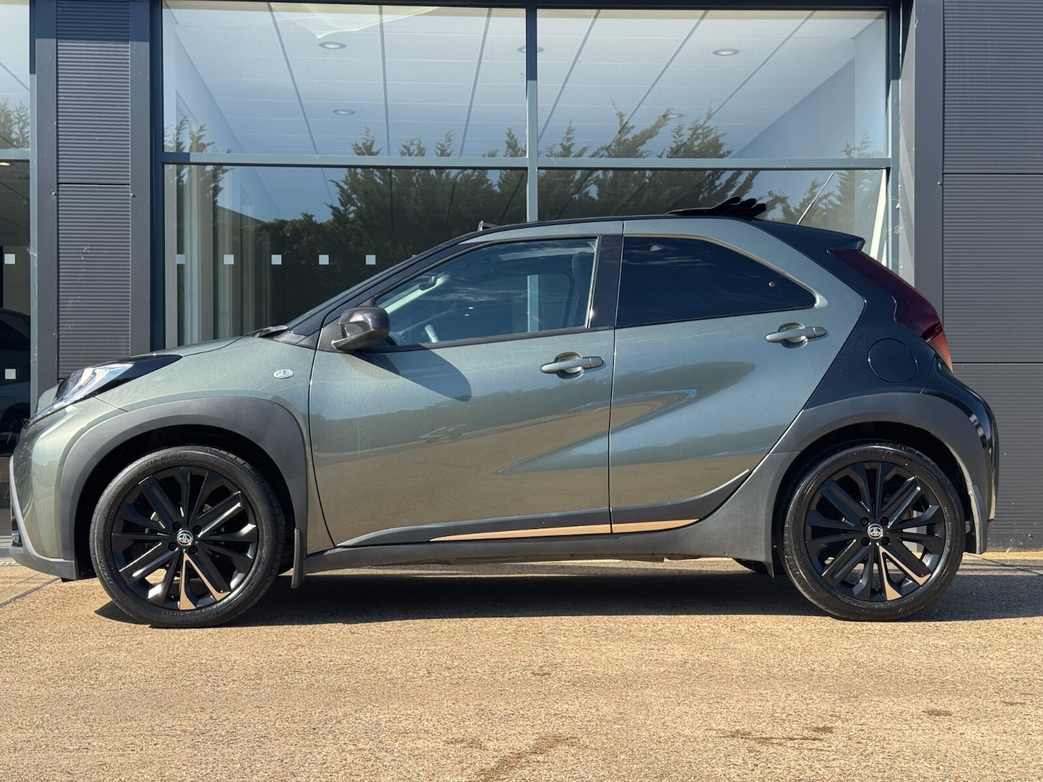 Used Toyota Aygo X 2023 for sale - 75954789: Photo 14