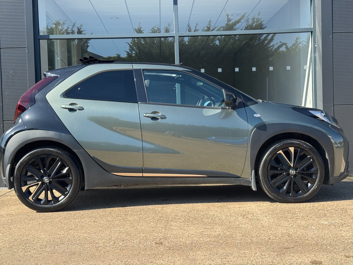 Used Toyota Aygo X 2023 for sale - 75954789: Photo 23