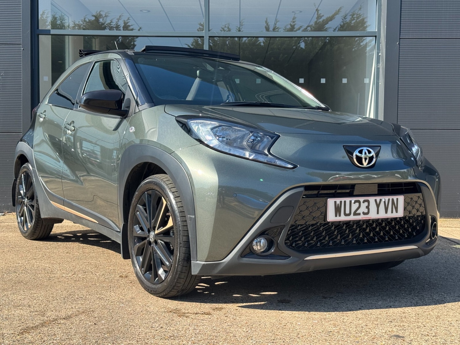 Used Toyota Aygo X 2023 for sale - 75954789: Photo 24