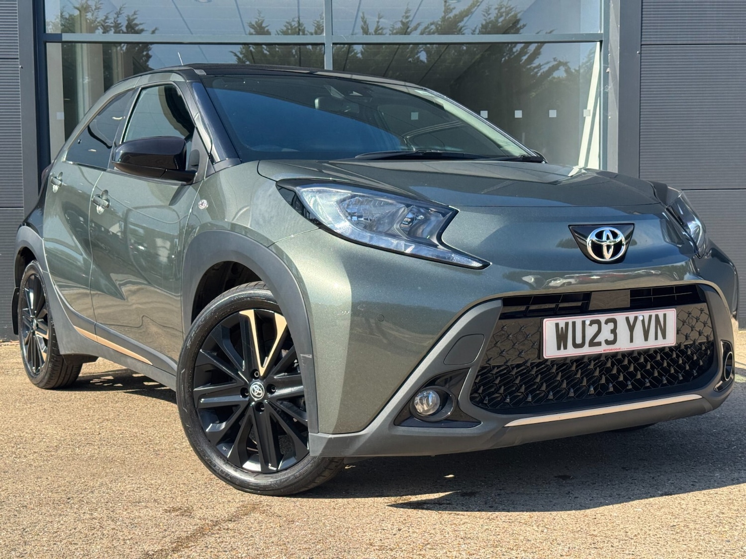 Used Toyota Aygo X 2023 for sale - 75954789: Photo 3