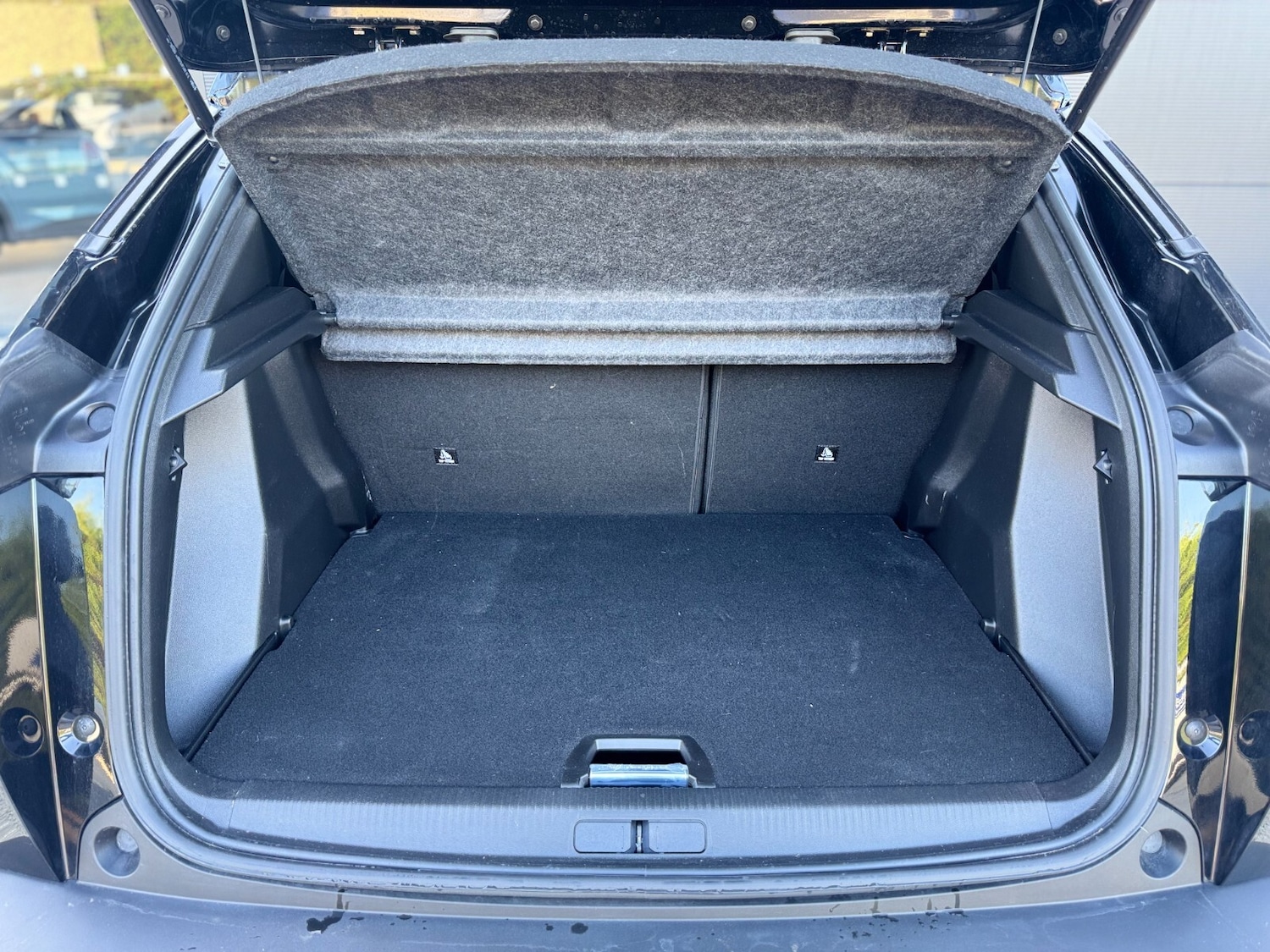 Used Peugeot 2008 2024 for sale - 76018256: Photo 16