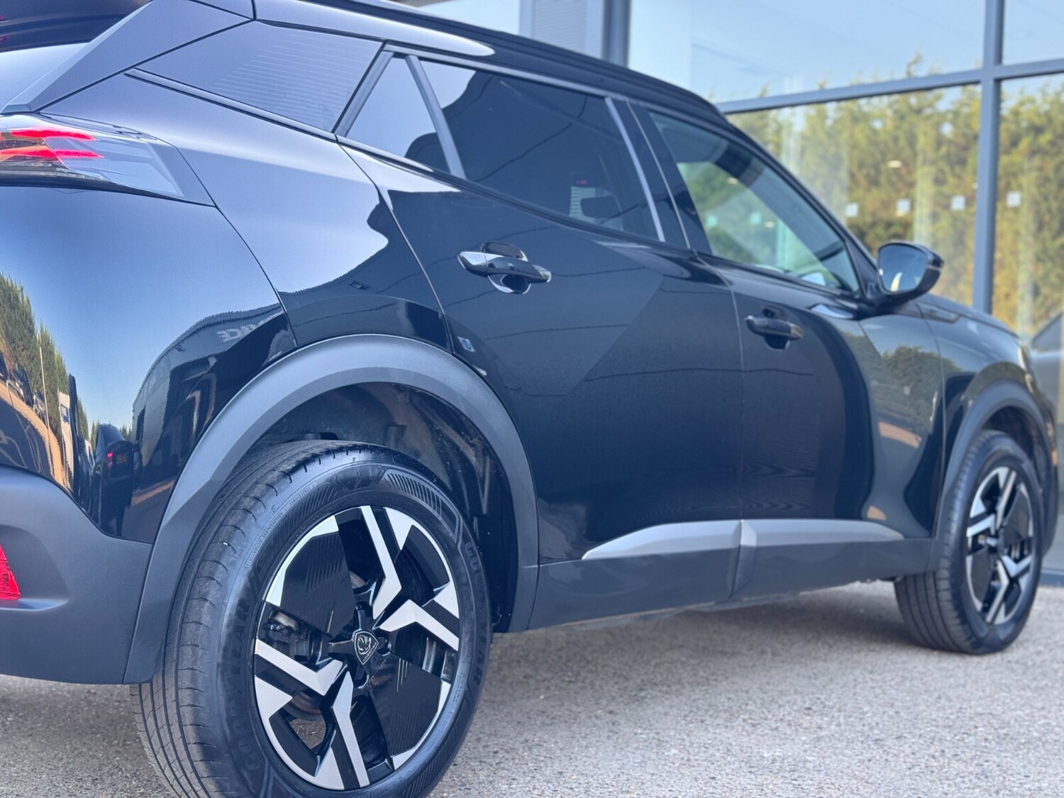 Used Peugeot 2008 2024 for sale - 76018256: Photo 18