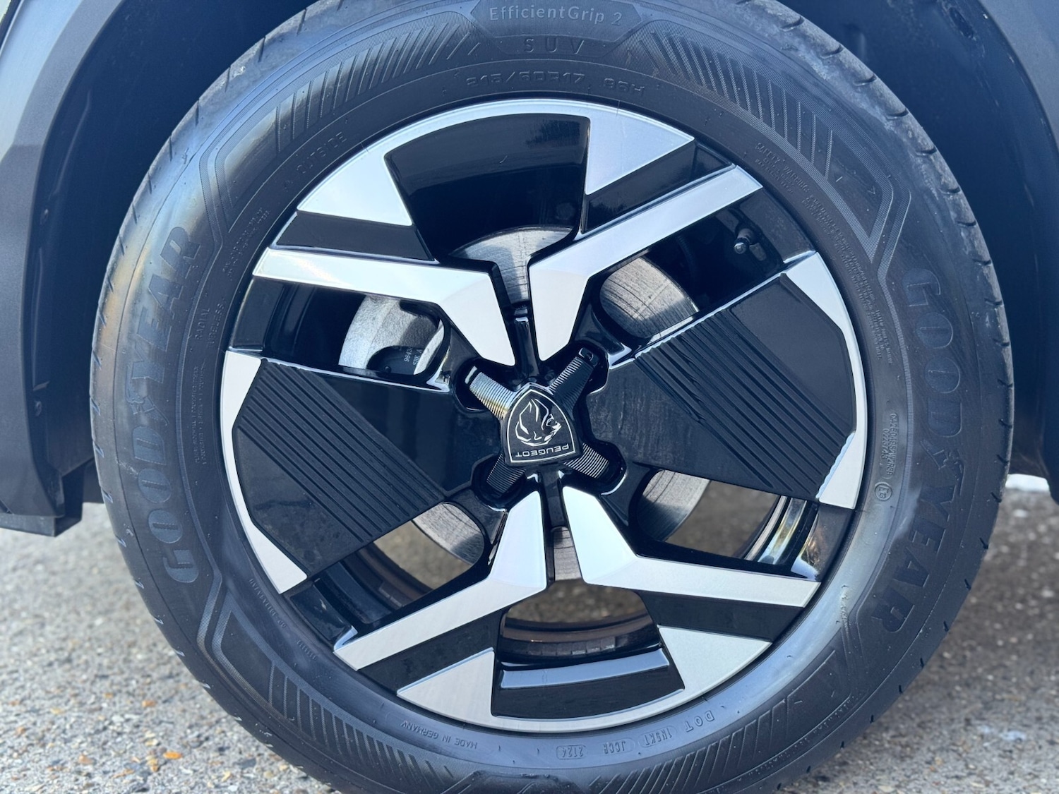 Used Peugeot 2008 2024 for sale - 76018256: Photo 44