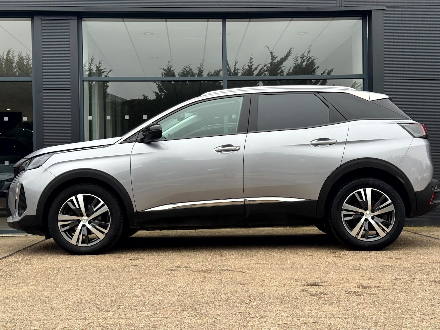Used Peugeot 3008 2022 for sale - 77634650: Photo 12