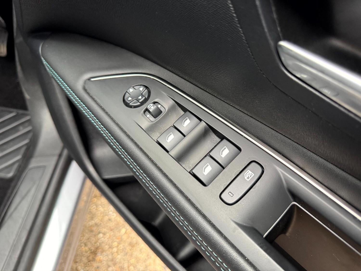 Used Peugeot 3008 2022 for sale - 77634650: Photo 29