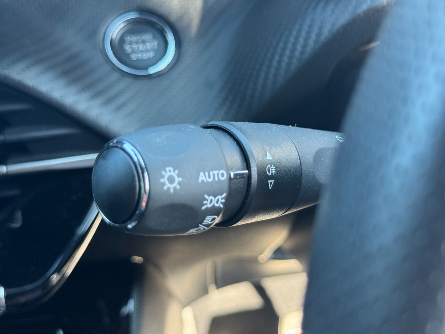 Used Peugeot 2008 2024 for sale - 76018212: Photo 34