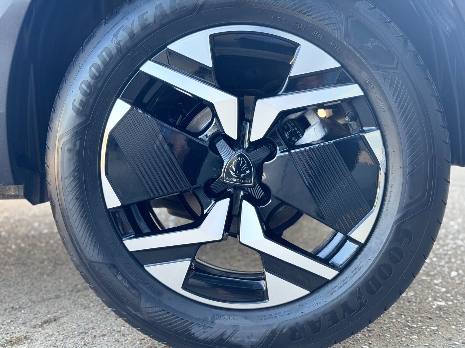 Used Peugeot 2008 2024 for sale - 76018212: Photo 48