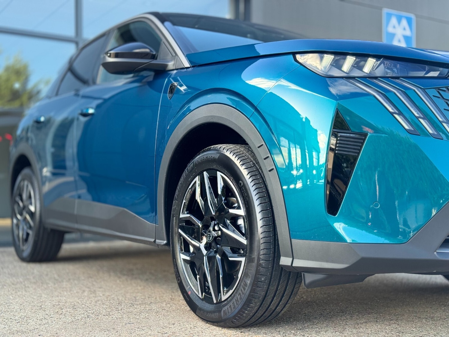 Used Peugeot E-3008 for sale - 77552356: Photo 4