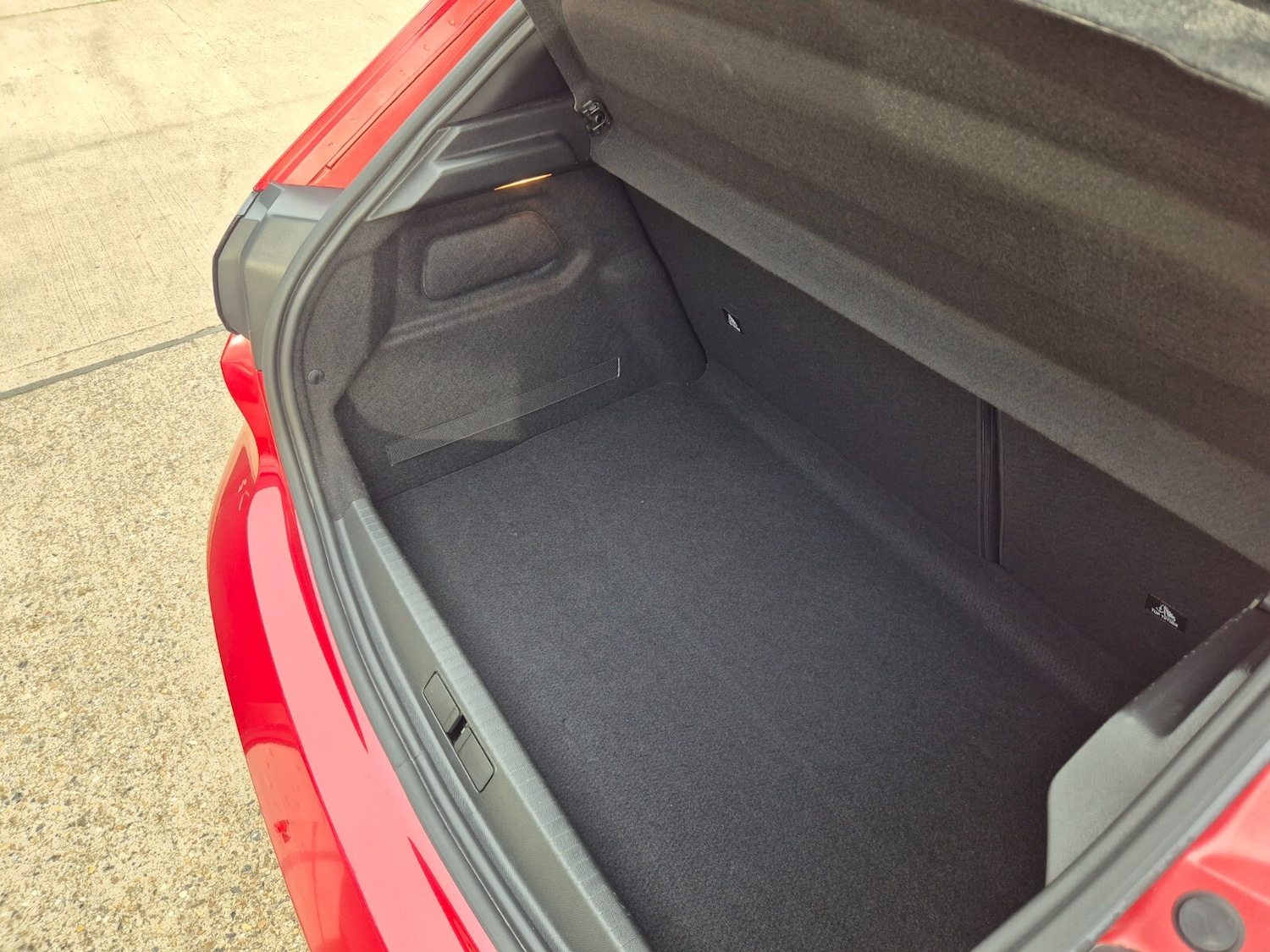 Used Peugeot 208 2023 for sale - 76458905: Photo 16