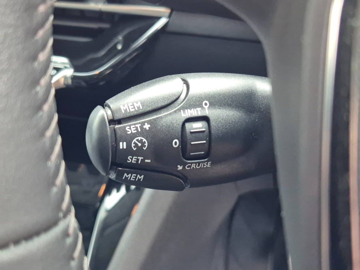 Used Peugeot 208 2023 for sale - 76458905: Photo 32